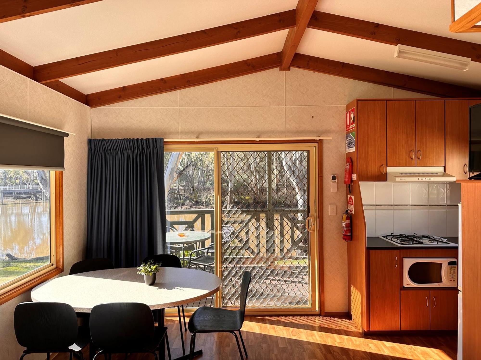 Moama Riverside Holiday Park Dış mekan fotoğraf